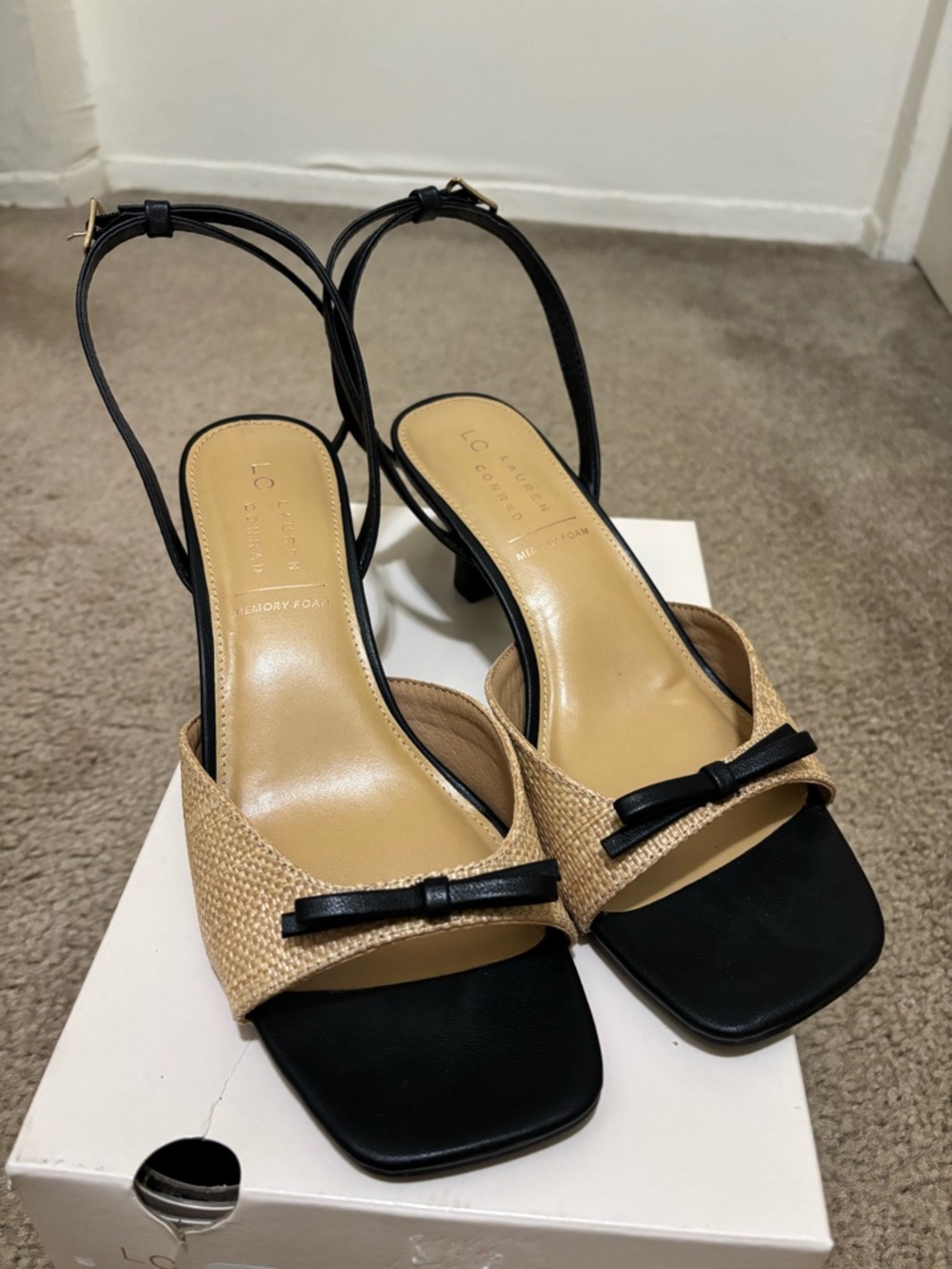 LC Lauren Conrad Black and Natural Slingback Sandals EUC Size 9.5